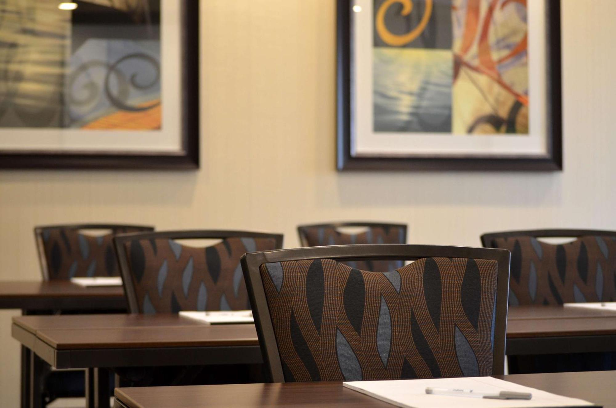 Hampton Inn Corning/Painted Post Экстерьер фото